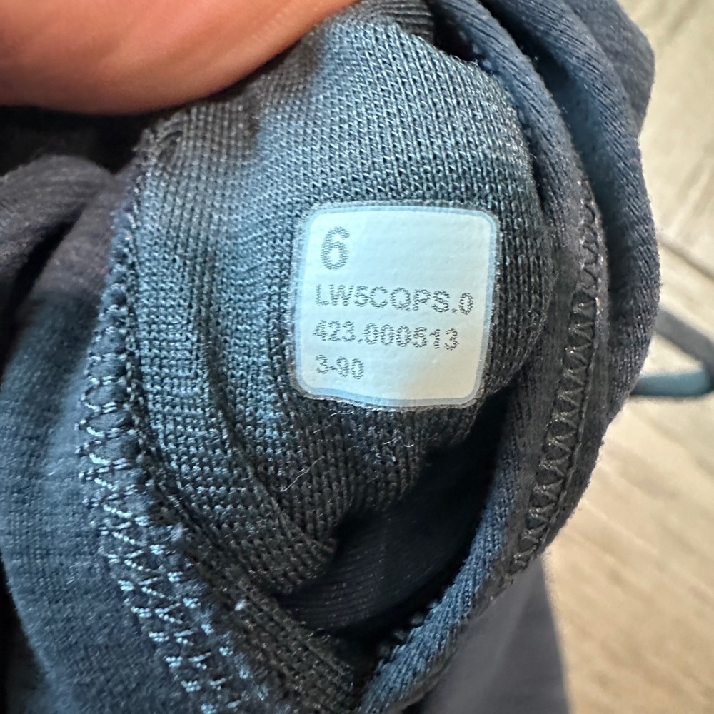 Lululemon Wunder Train High-Rise Tight 25” Size 6 Gray Spacedye - Picture 5 of 10